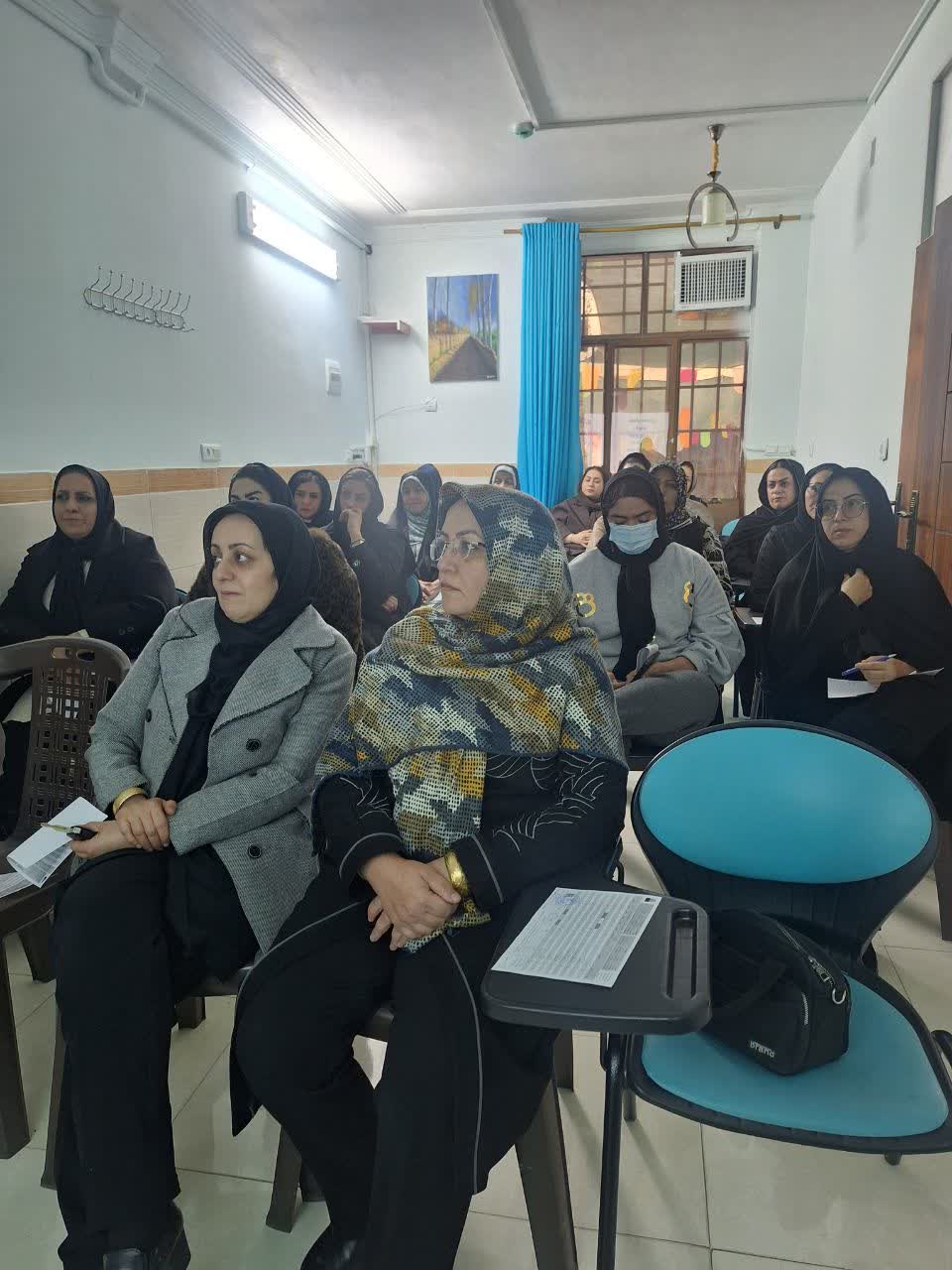 برگزاری جلسه اختصاصی والدین دهم